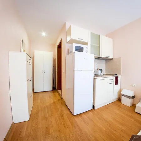 Prestige - Full Board