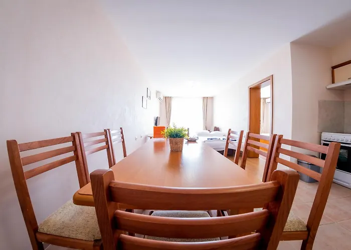 Prestige Fort Beach Apartment *