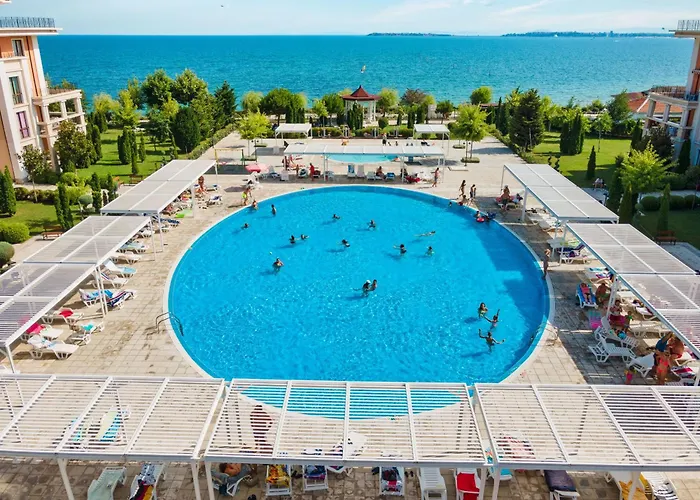 Prestige Fort Beach Apartment Sveti Vlas