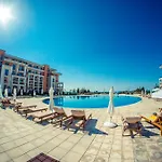 Prestige Fort Beach Apartment Sveti Vlas
