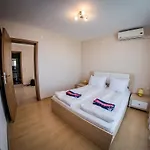 Prestige Fort Beach Apartment Sveti Vlas