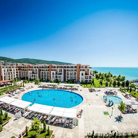 Prestige Fort Beach Apartment *