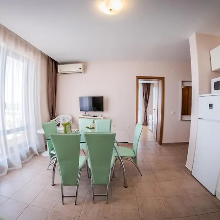 Prestige Fort Beach Apartment Sveti Vlas