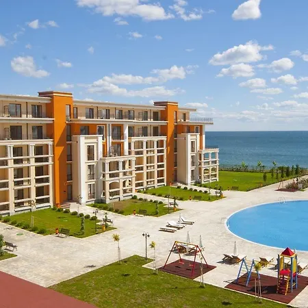Prestige Fort Beach Apartment Sveti Vlas